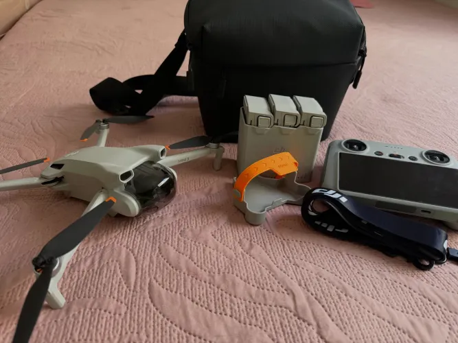 DJI mini 3 combo fly more