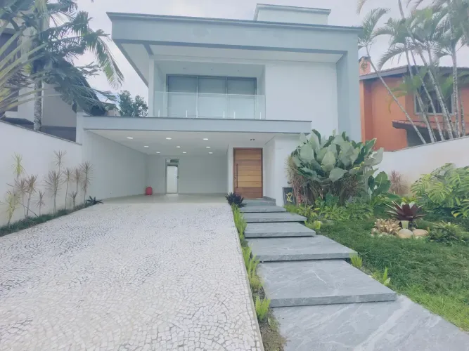 Imóvel para venda tem 130 metros quadrados com 6 quartos em Riviera - Bertioga - SP