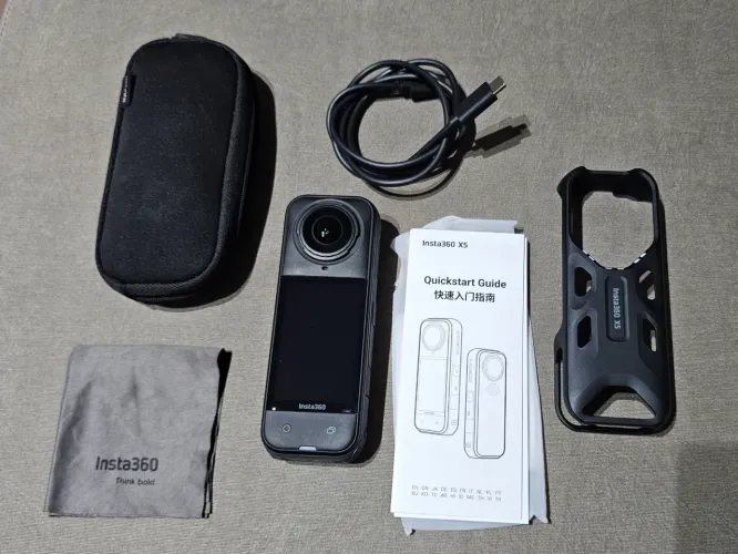 Câmera Insta360 x5 com thermo grip- Excelente estado