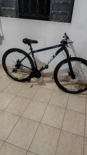 Bicicleta aro 29 FIRST ,freio a disco