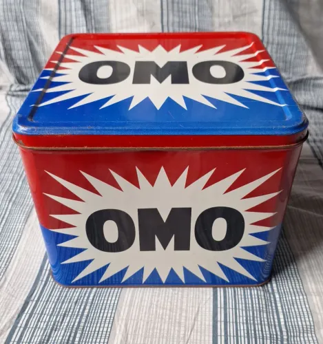 Lata de Ferro Sabão em Pó OMO