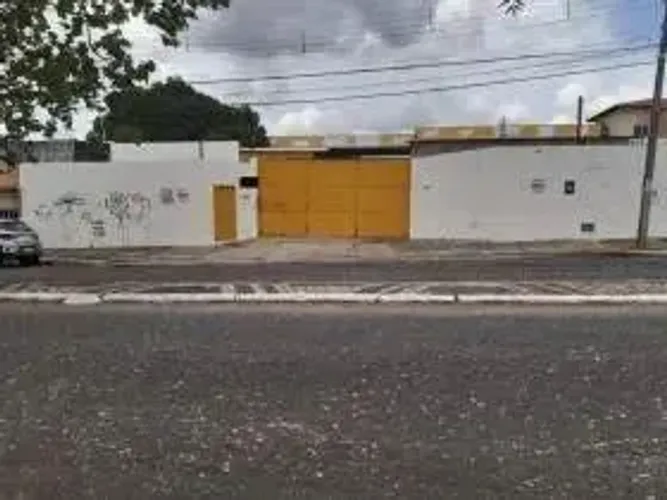 Excelente Galpão/Depósito a venda em TERESINA