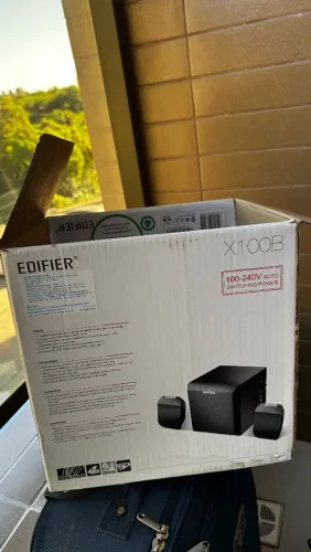 Caixa de Som 2.1 Edifier X100B com Subwoofer 15W RMS Bivolt - Na Caixa