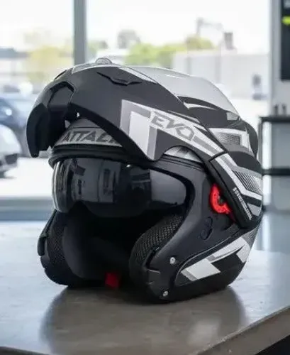 Vendo um capacete escamoteável tamanho 58