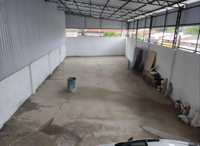 Imóvel para aluguel com 300 metros quadrados em São José Operário - Manaus AM