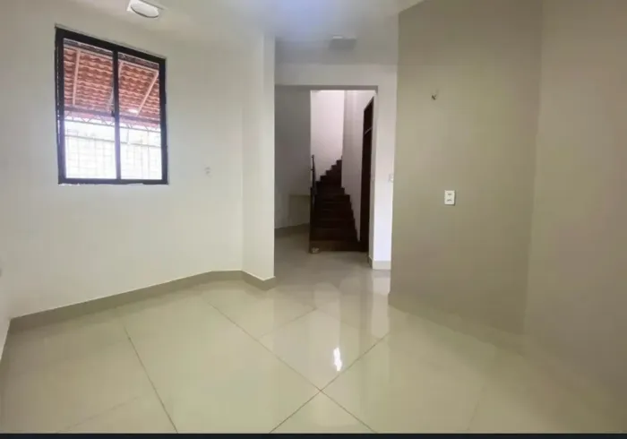 MM-ALUGO CASA DUPLEX EM CONDOMÍNIO ARAÇAGY LADO PRAIA 240 m²