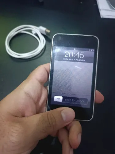 iPod Touch 2a Geração 8GB - Relíquia Apple em ótimo estado!