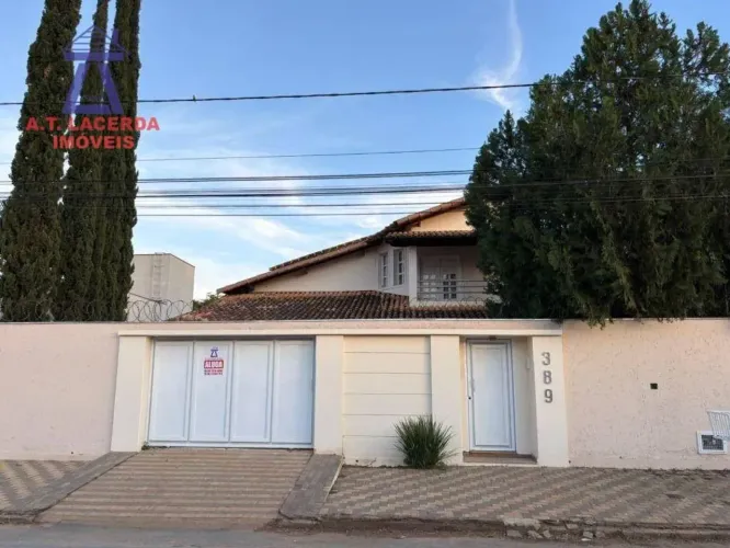 Casa com 5 quartos para Alugar - Ibituruna