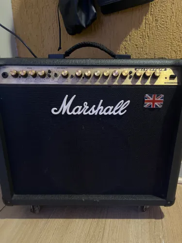 Amplificador Marshall