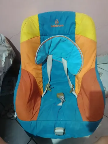 Cadeirinha infantil para carro 