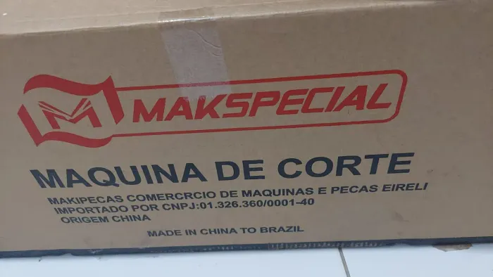 Máquina de corte de tecido