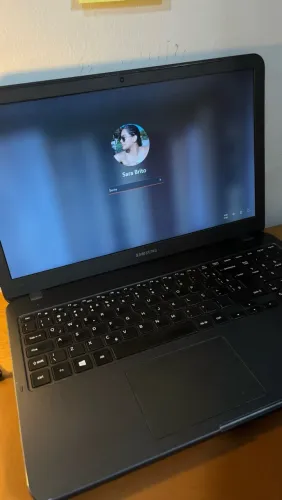 Notebook Samsung à venda - Ideal para estudos e trabalho
