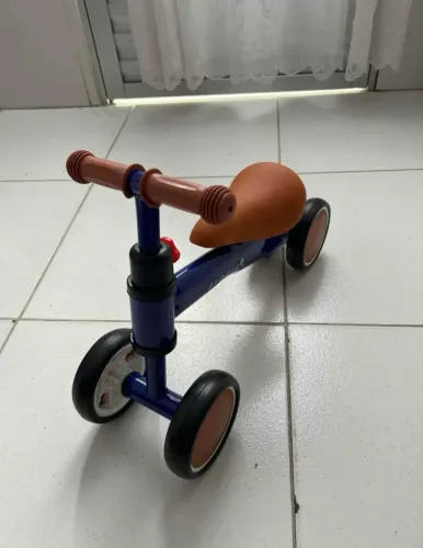 Bicicleta de equilíbrio nova