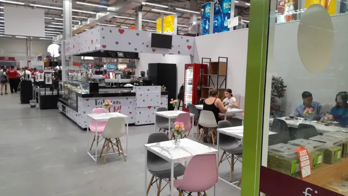 Itens lanchonete, bar e restaurante, freezer, forno, mesa, balcão, vitrine quente e frio