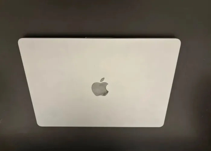 MacBook Air M3 13pol 16gb RAM