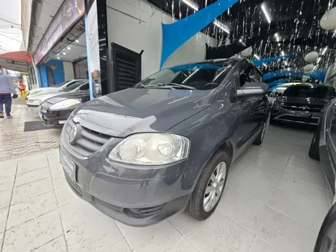 Volkswagen Fox Plus 1.0mi/ 1.0mi Total Flex 8V 4P 2010