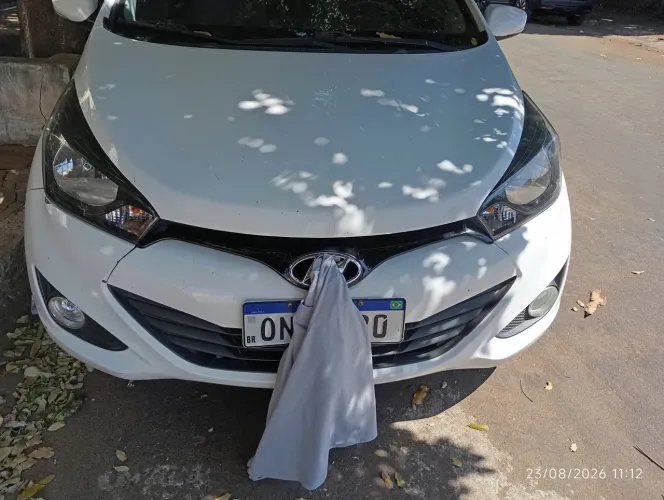 Hyundai HB20 Premium 1.6 Flex 16V Mec. 2014