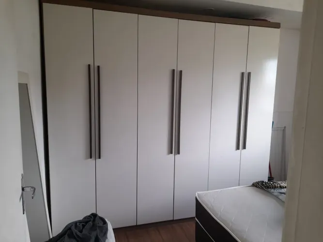 guarda-roupa 6 portas