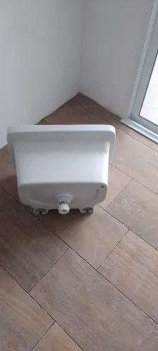 Vendo tanque de cerâmica