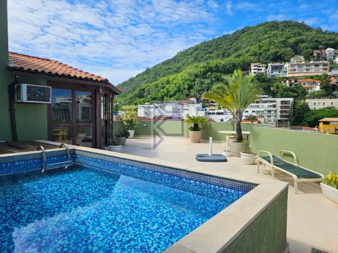 Cobertura de luxo no Humaitá: 4 quartos, 2 suítes, 4 salas, 4 banheiros, 2 vagas, 368m² - 