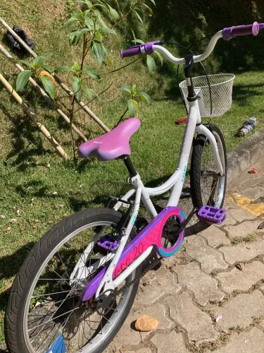 Bicicleta Caloi Ceci Aro 20