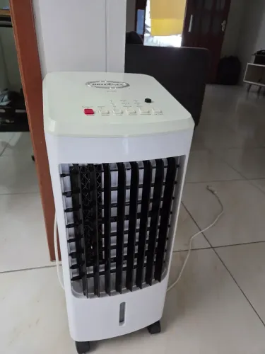 Climatizador Britânia (não gela, apenas venta)