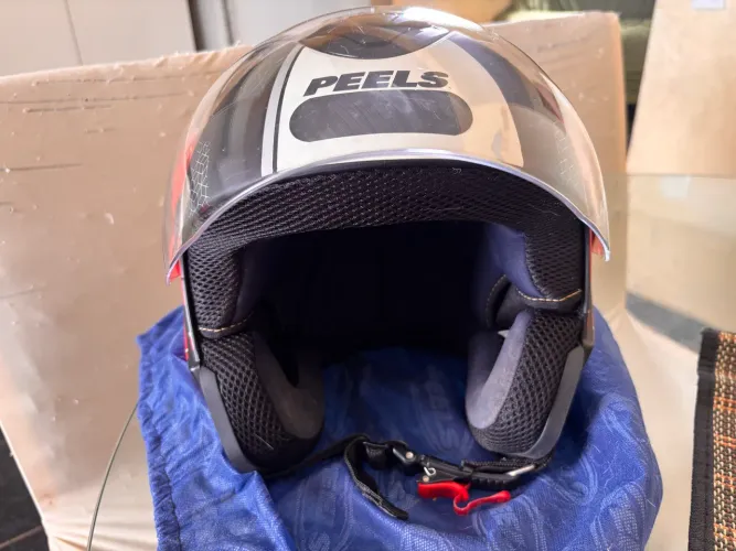 Capacete