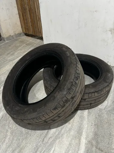Vendo 2 Pneus Pirelli Scorpion 225/60 r17