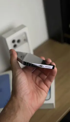 iPhone 14 Pro Max - Roxo - Sem Detalhe ?