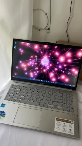 Notebook ASUS 15 4gb 128