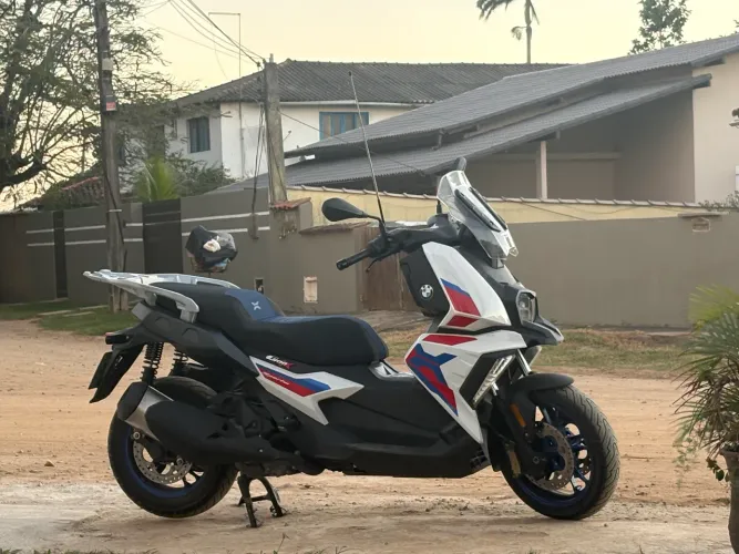 BMW C 400 X Sport ? Impecável | Garantia de Fábrica + Baú Original BMW! Scooter