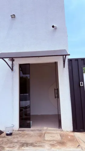 Sala Comercial 20m² - Jd. Universitário (Ao Lado do Colégio Dinâmico) - ÁGUA E ENERGIA INC
