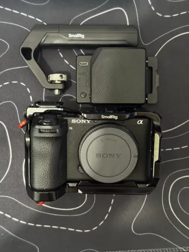 Kit Sony A6700 (corpo)