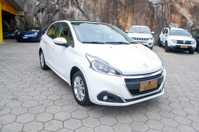 Peugeot 208 Allure 1.2 Flex 12V 5P Mec. 2017