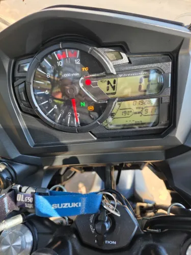 Vendo Vstrom 650 2019