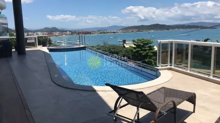 Apartamento para venda ou locação anual em Jurerê, Florianópolis - SC