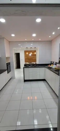 Sobrado para aluguel e venda tem 200 metros quadrados com 3 quartos em Vila Yara - Osasco 