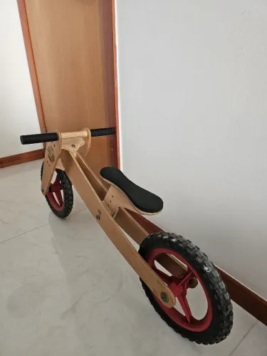 Bike de madeira
