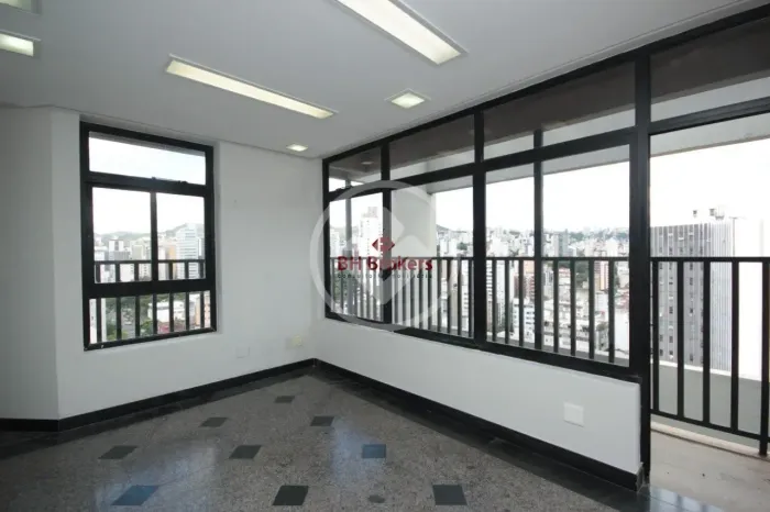 SALA À VENDA NO BAIRRO DE LOURDES codigo: 343318