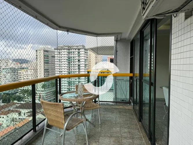 Cobertura Duplex em um dos melhores Condomínios da Cidade, localizado no miolo de Icaraí