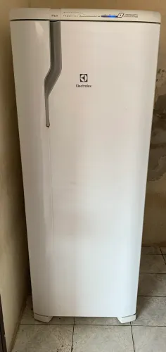 ? GELADEIRA ELECTROLUX FROST FREE À VENDA! ?