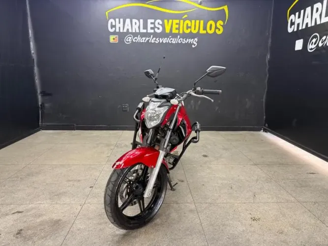 YAMAHA FAZER YS250 2011