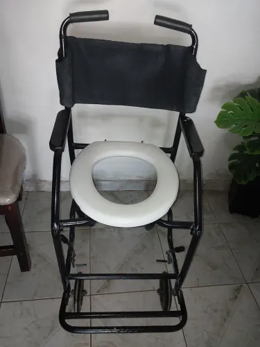 Cadeira de rodas higiênica de Banho
