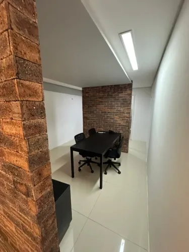 SALA COMERCIAL À VENDA