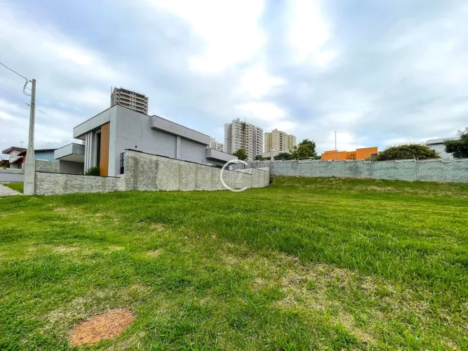 Terreno com projeto de construção à venda, 453 m² por R$ 850.000 - Urbanova - São José dos