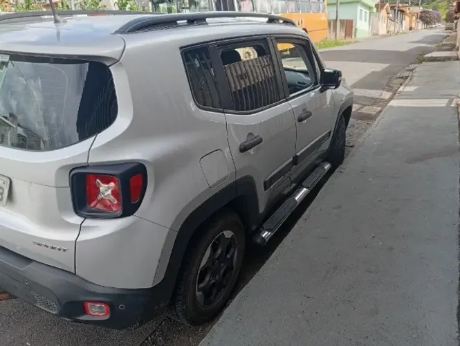 Jeep Renegade Sport 1.8 4X2 Flex 16V Mec. 2017