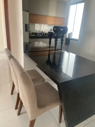 Kit com duas cadeiras da Luciana móveis