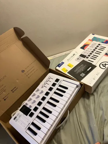 Arturia Minilab 3 - Telcado MIDI