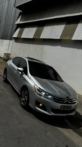 Citroen C4 Lounge Exclusive 1.6 Turbo Flex Aut. 2015