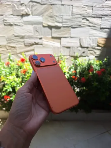 Vendo: IPhone 17 pro Max 512 bateria 100% garantia até maio 2027